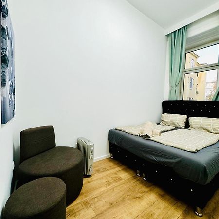 Cozy 9Br Shared Apartment, Only 12Min Walk To Augarten Wien Exterior foto