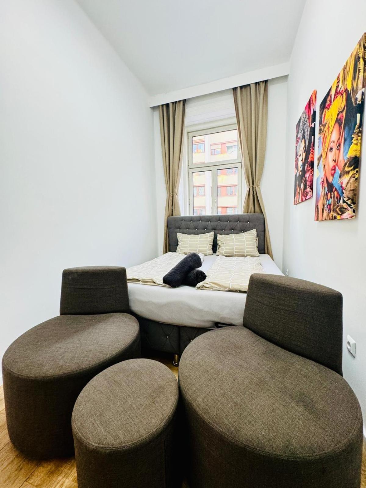 Cozy 9Br Shared Apartment, Only 12Min Walk To Augarten Wien Exterior foto
